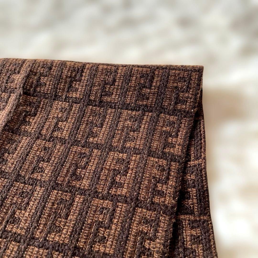 美品　FENDI フェンディ マフラー ブラウン系 ズッカ柄 ロゴ ウール男女