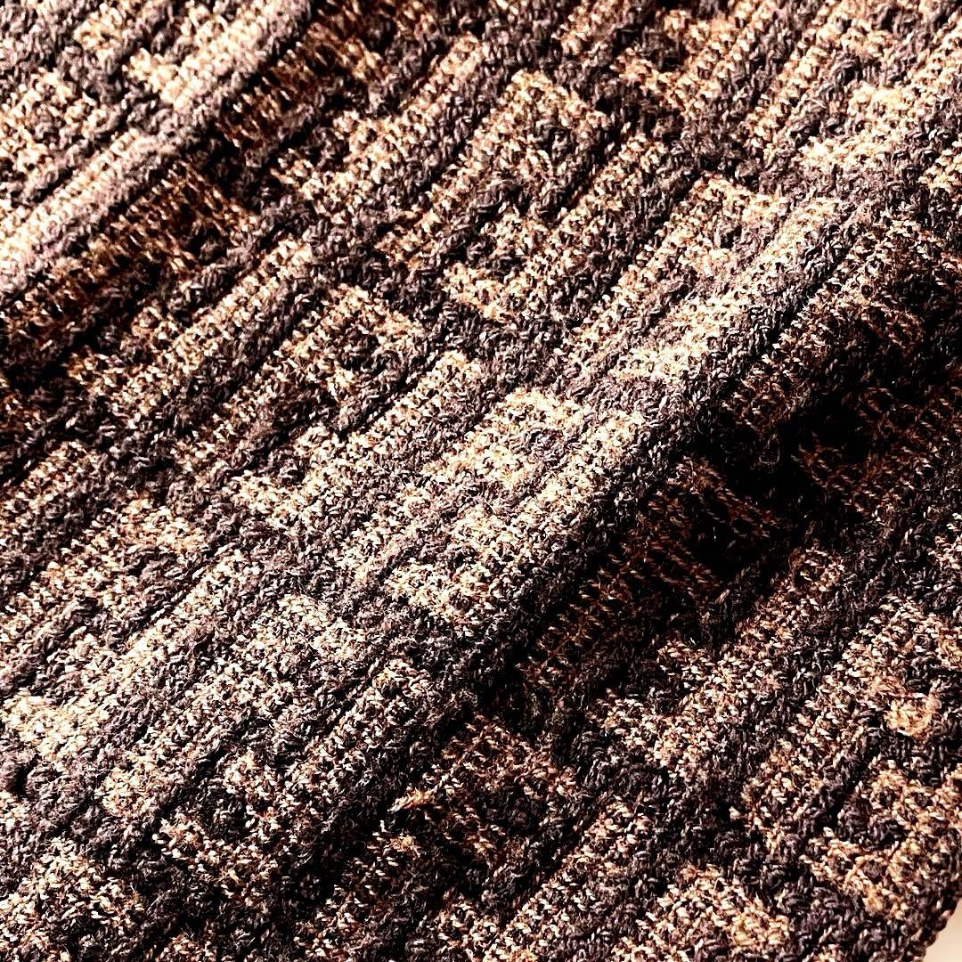 美品　FENDI フェンディ マフラー ブラウン系 ズッカ柄 ロゴ ウール男女