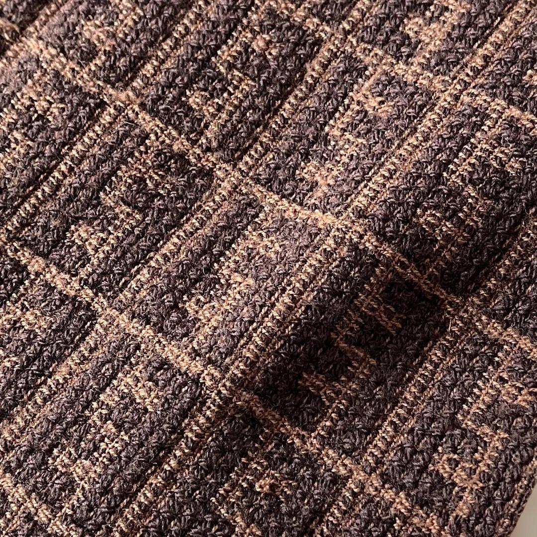 美品　FENDI フェンディ マフラー ブラウン系 ズッカ柄 ロゴ ウール男女