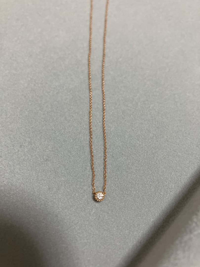 ゴールドチェーンネックレス クリアストーン付き