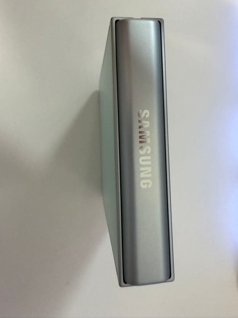 Galaxy ZFlip6 256gb ミント