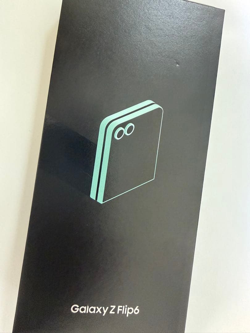 Galaxy ZFlip6 256gb ミント