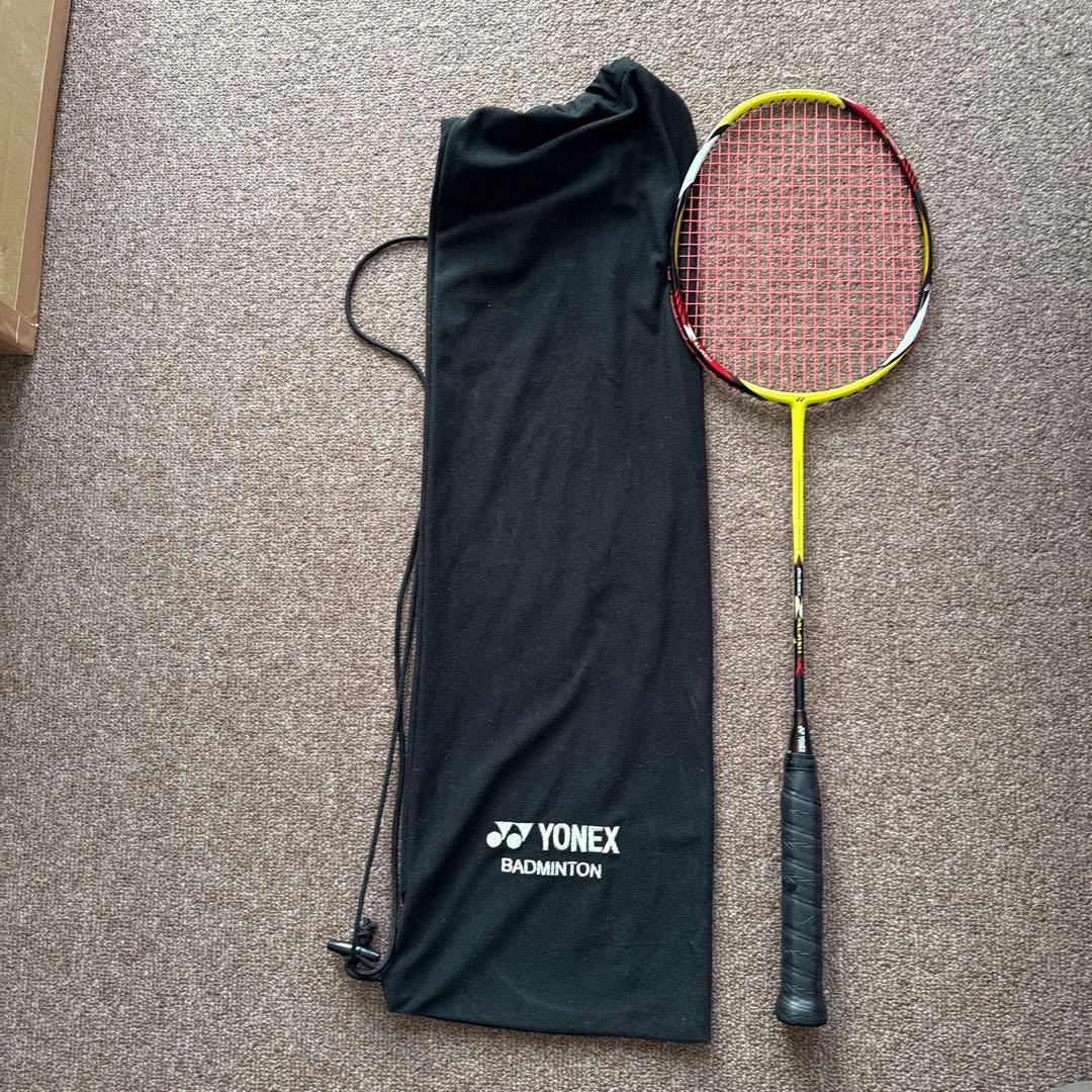 にゃっち　YONEX. バドミントン　ラケット