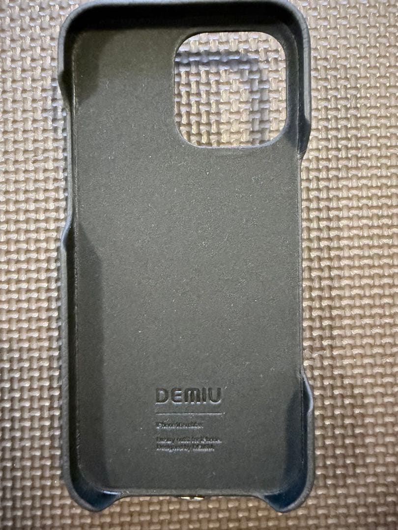 DEMIU iPhone 16 Pro Max レザーケース ブラック
