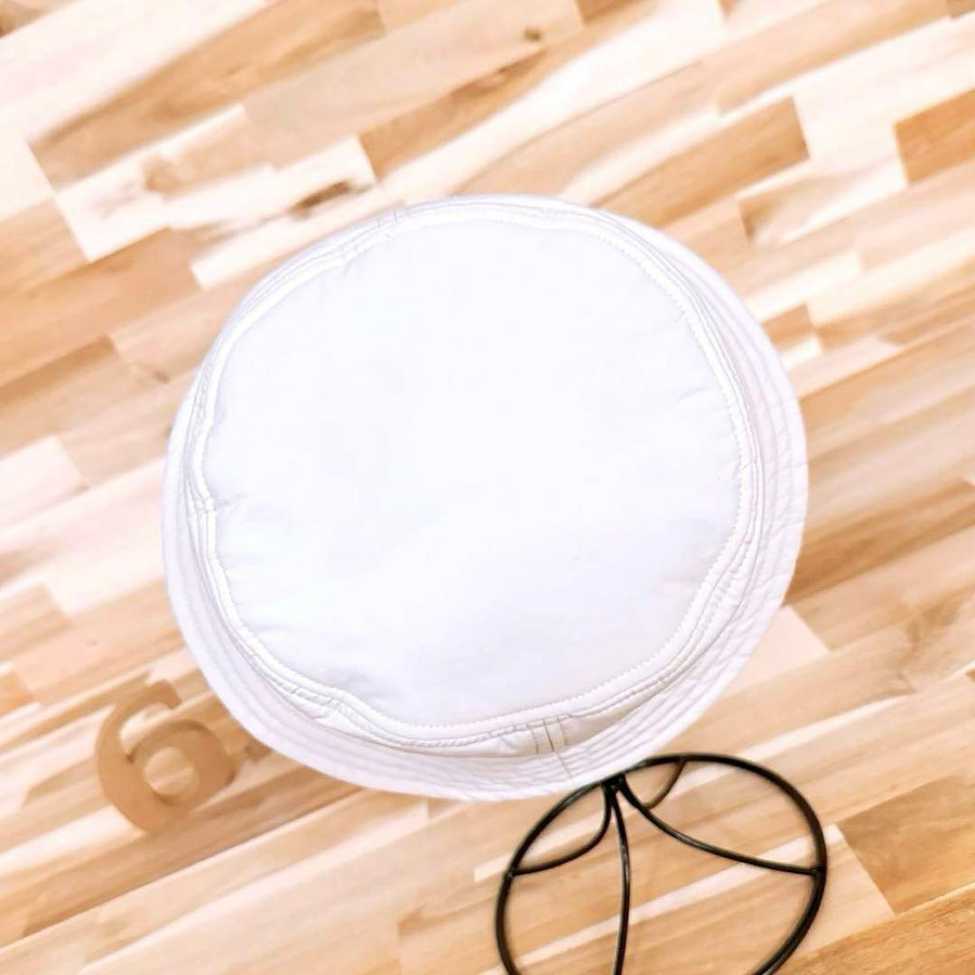 【ヴィヴィアンウエストウッド】オーブ刺繍プーデッド バケットハット オフホワイト