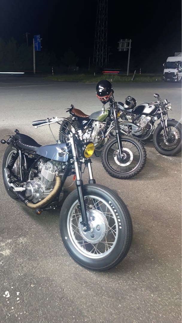 sr400 社外タンク ナロータンク