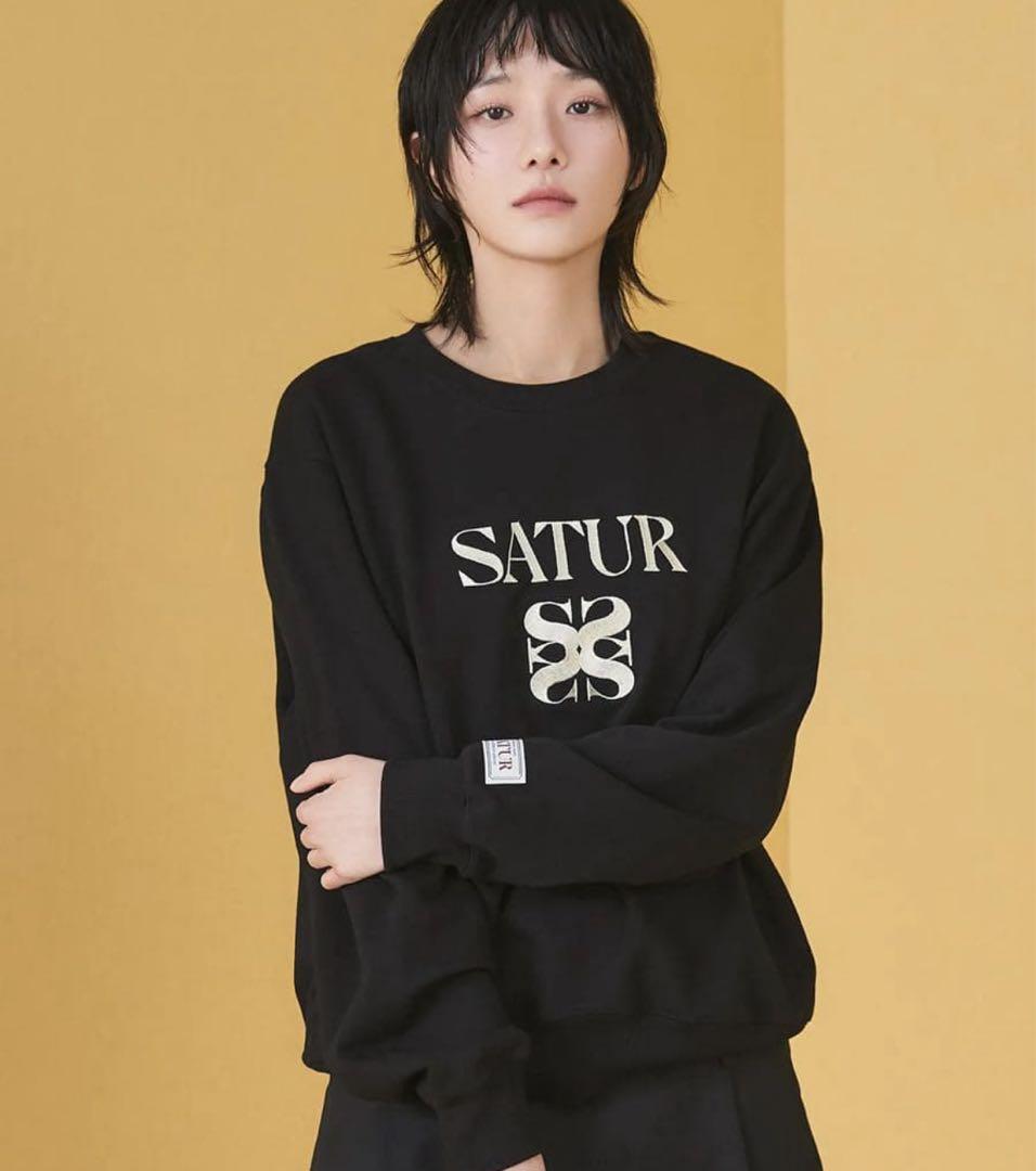 SATUR 刺繍スウェット