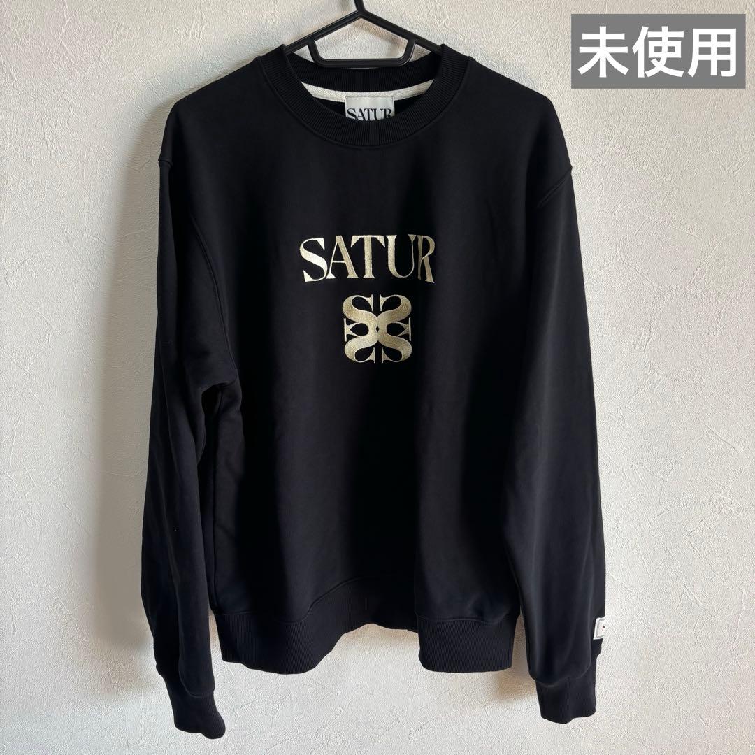 SATUR 刺繍スウェット
