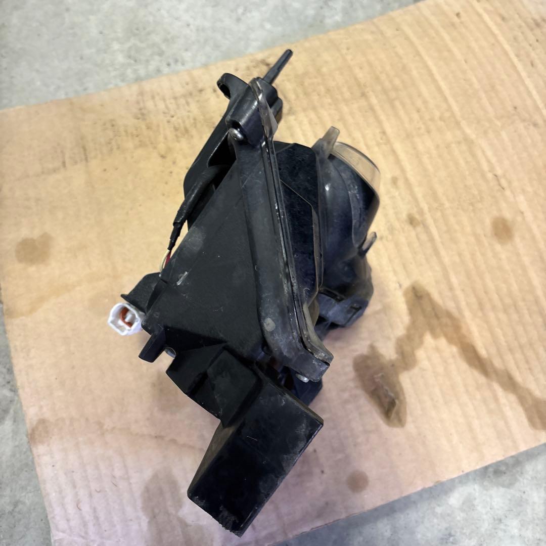 LS600h後期 Fスポーツ フォグランプ