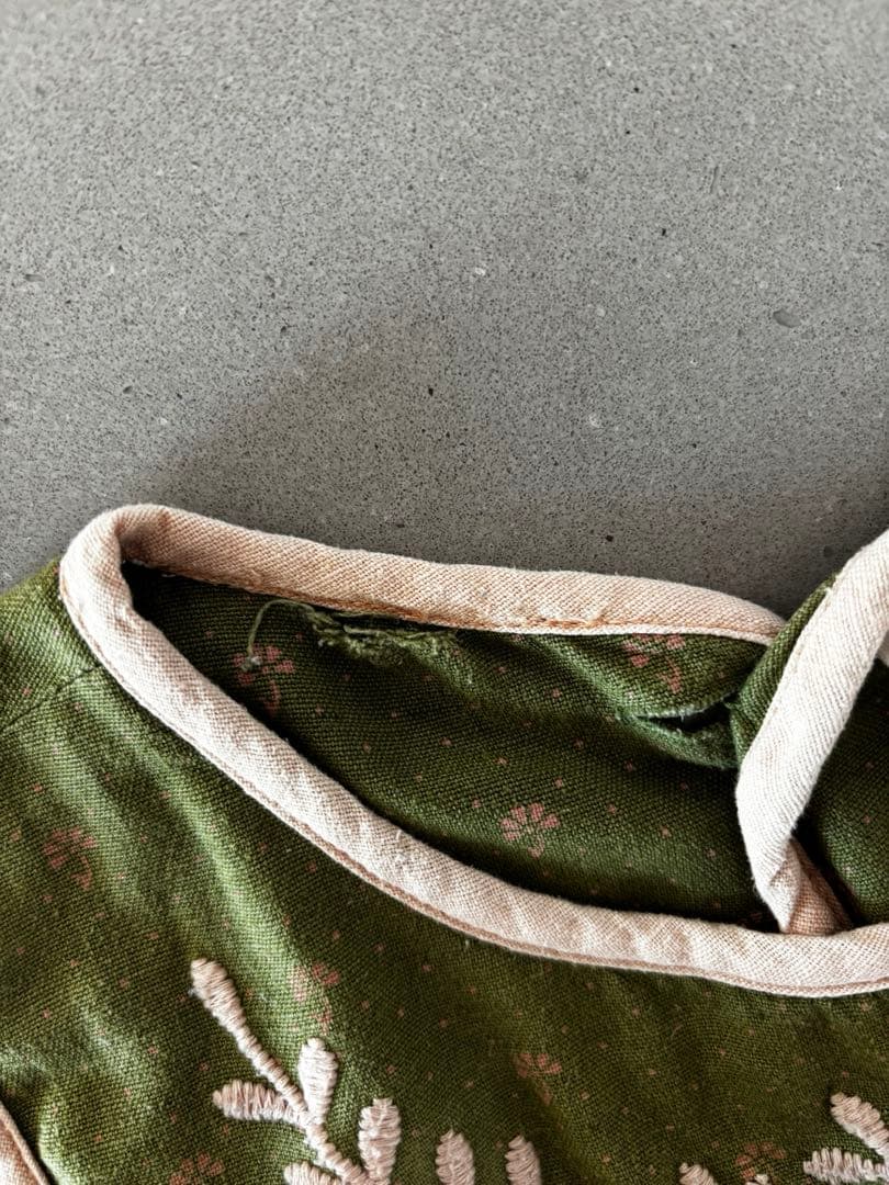 apolina 刺繍　ワンピース