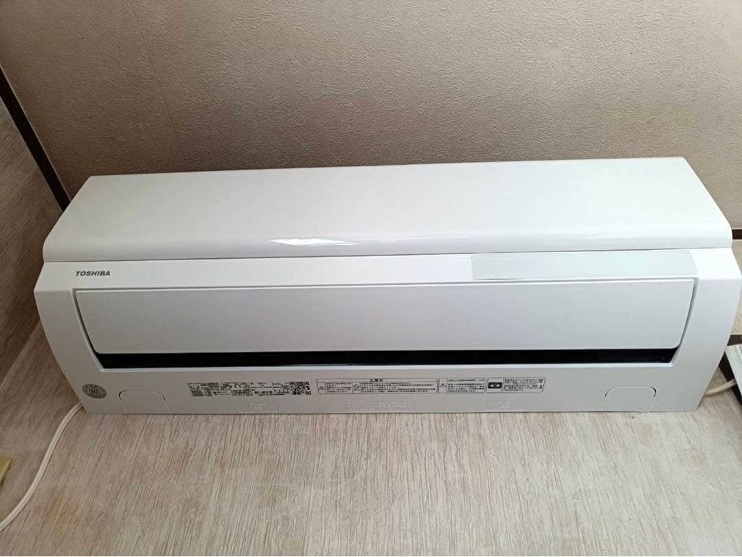 ド*ツ様 送料込みTOSHIBA 大清快 14畳2022年製RAS-J401P