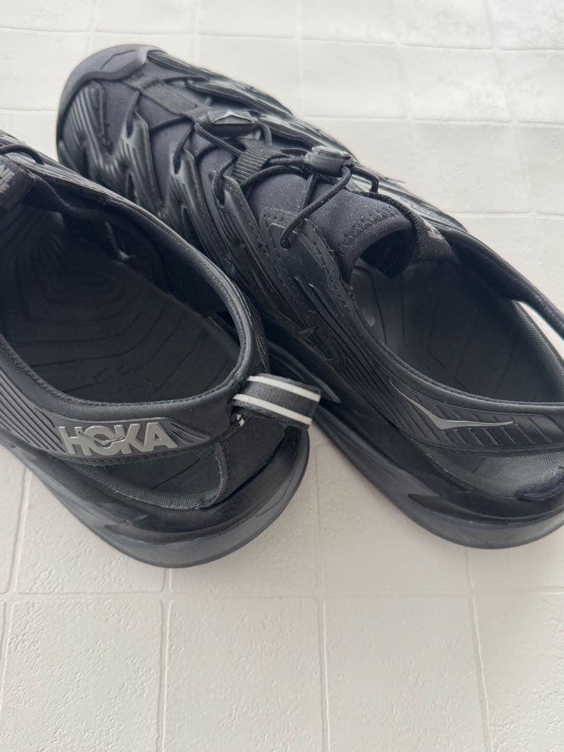 HOKA ONEアウトドアシューズ ブラック