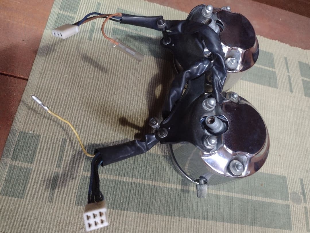 SR400純正スピードメーター