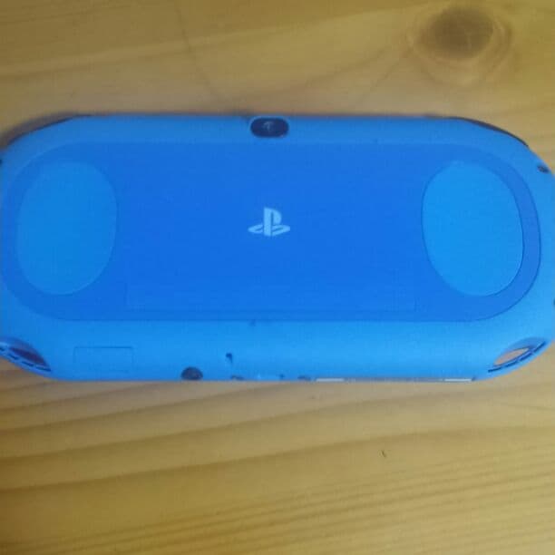 プレステーションVita  本体