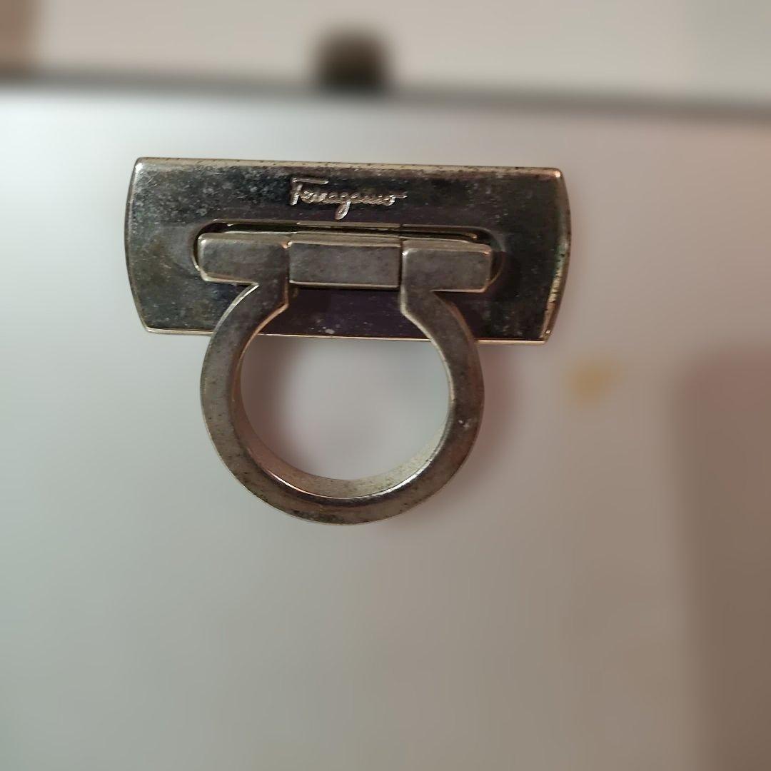 P*e様 Ferragamo　バック