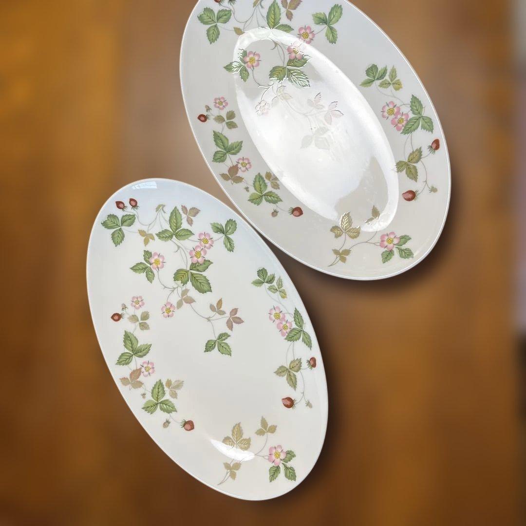 ウェッジウッドワイルドストロベリーカジュアルオーバルプレートセット