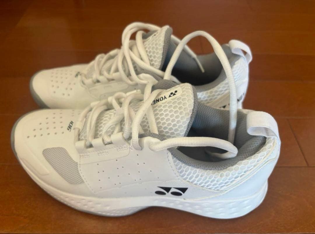 ヨネックス　テニスシューズ　パワークッション　24.5㎝