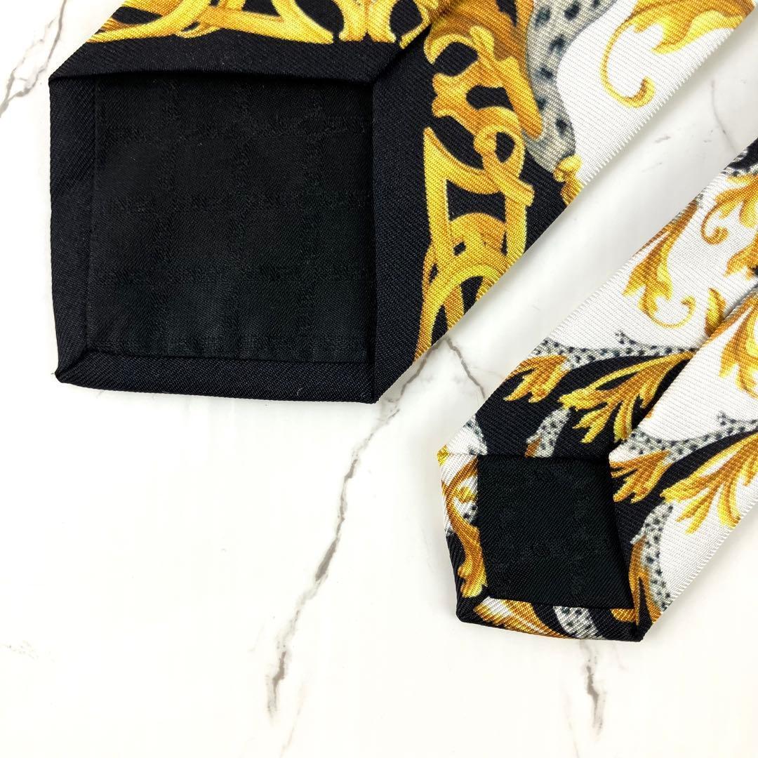 極美品　ヴェルサーチ　ネクタイ　バロック柄　レオパード　ブラック　ホワイト