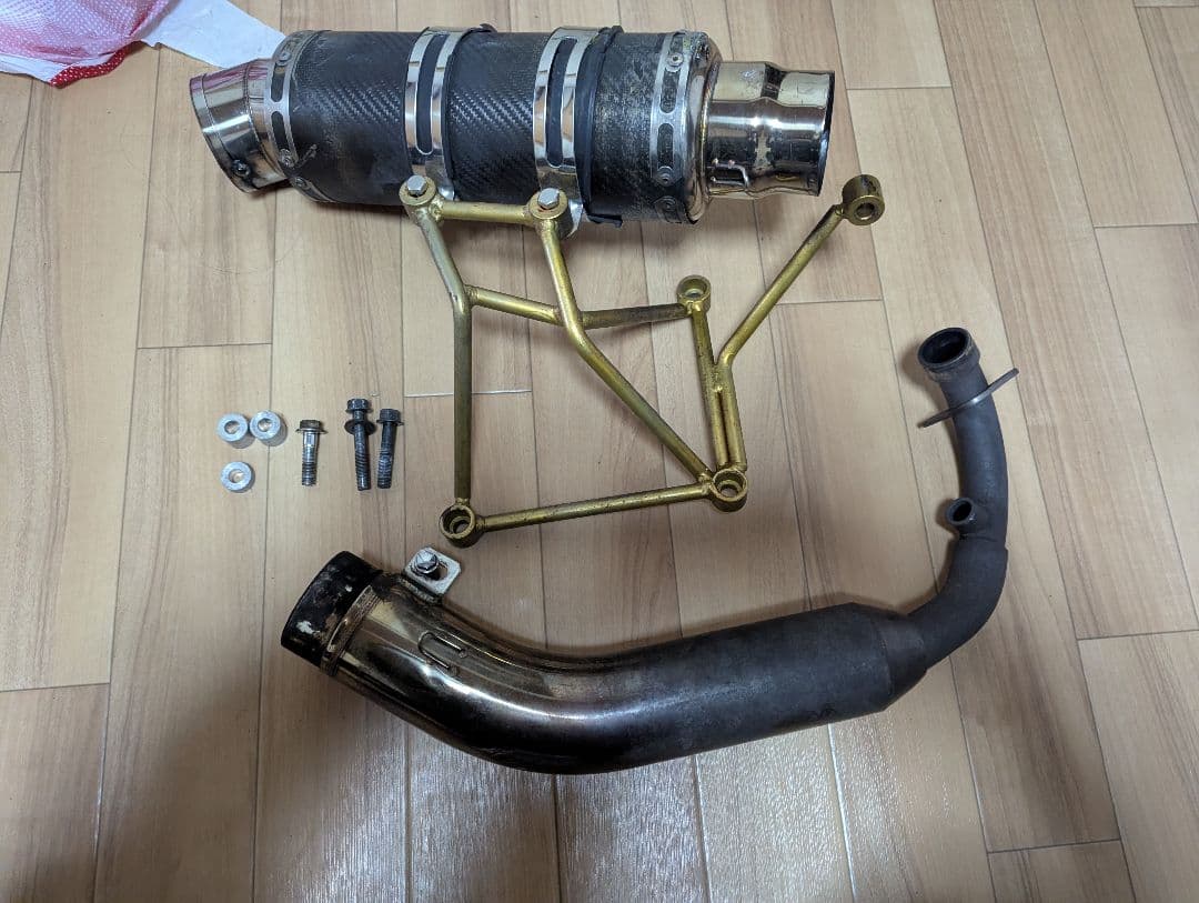 マジェスティ250、4D9かち上げマフラー社外