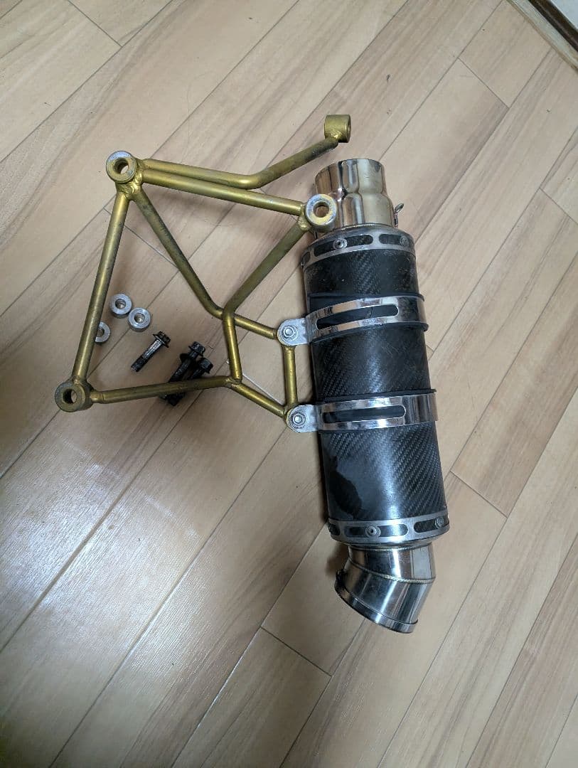 マジェスティ250、4D9かち上げマフラー社外