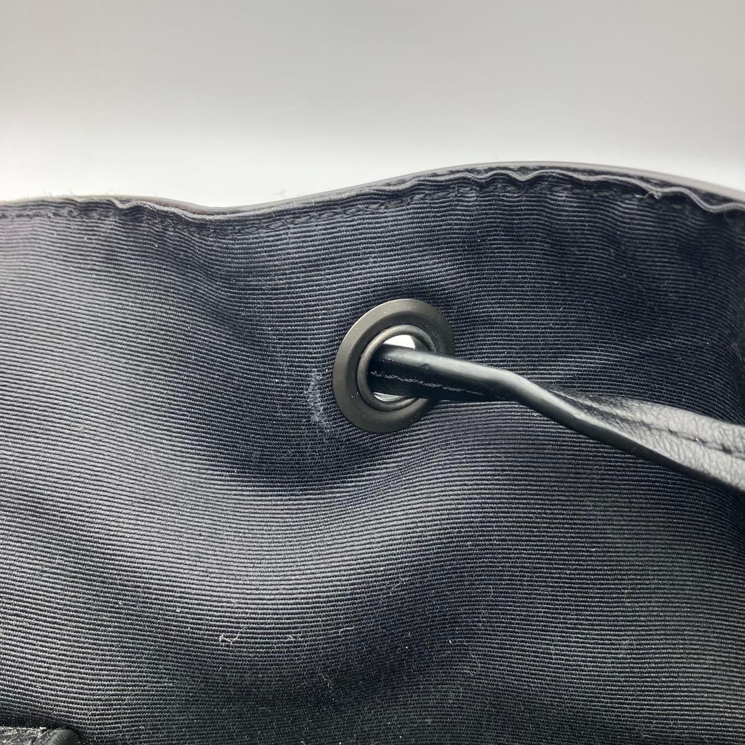 美品 コーチ ハドソン リュック バックパック エンボス ロゴ型押し レザー 黒