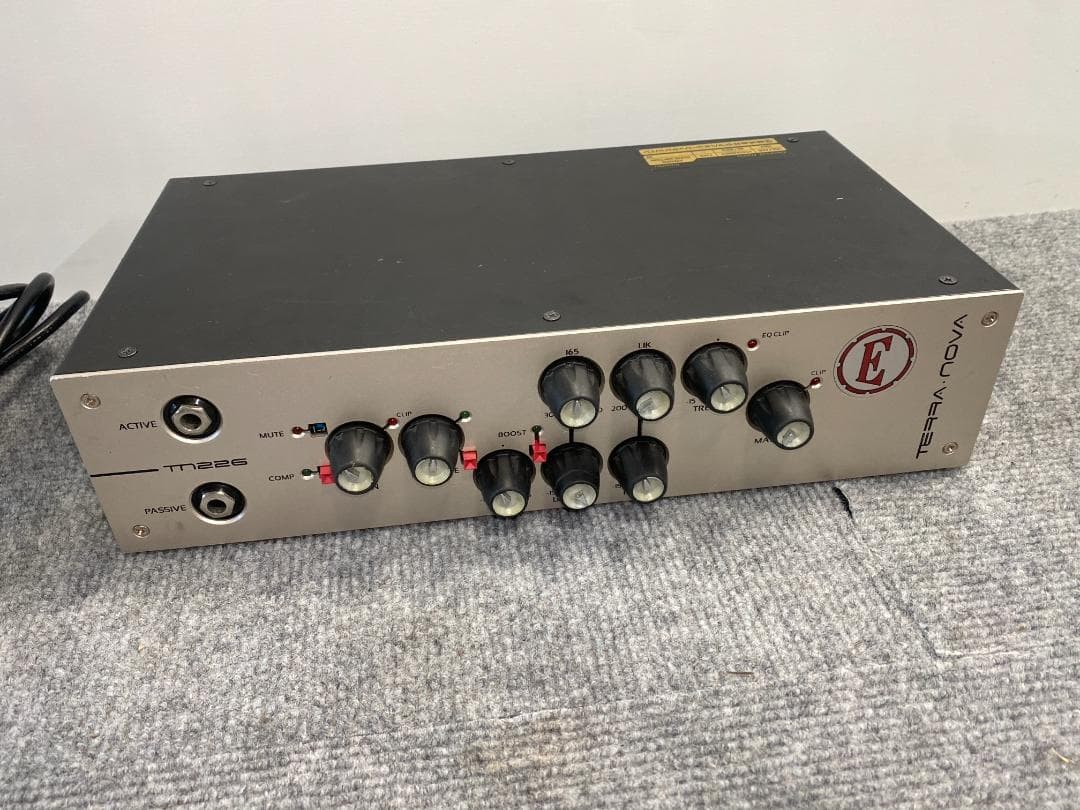 EDEN TN226 TERRA NOVA ベースアンプ