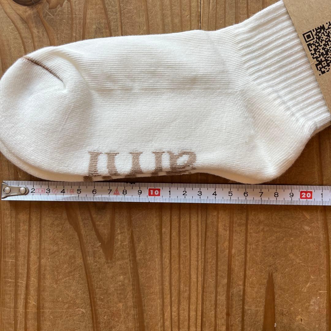 【新品正規品】Amiparis ロゴソックス　ベージュ