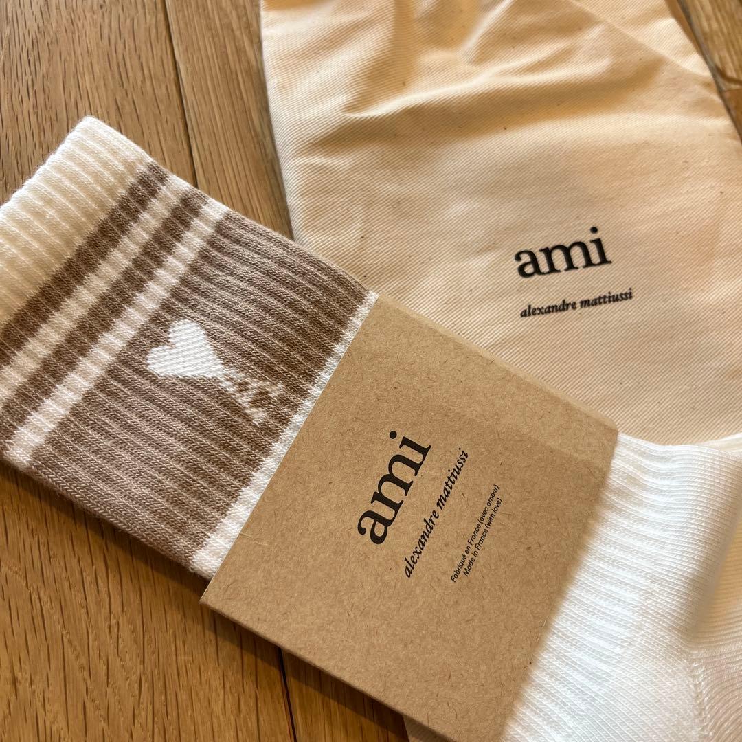 【新品正規品】Amiparis ロゴソックス　ベージュ