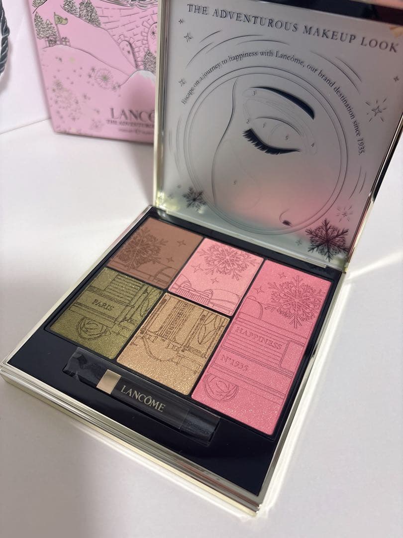 LANCOME ザ アドベンチャラスパレット アイシャドウ ホリデーコレクション