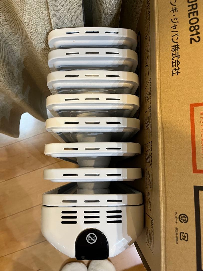 ★ひまわり★デロンギオイルヒーターJRE0812 8〜10畳　動作確認済み