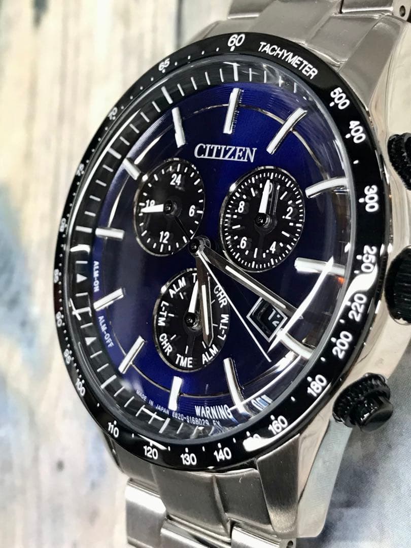 CITIZEN エコドライブ 腕時計 クロノグラフ ソーラー　5246