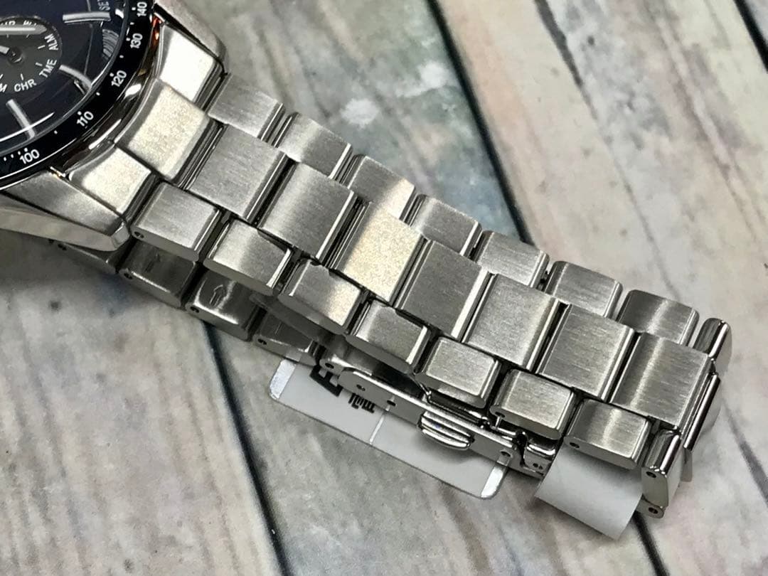 CITIZEN エコドライブ 腕時計 クロノグラフ ソーラー　5246