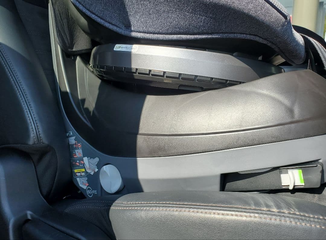 美品 クルムーヴ スマート ISOFIX固定 エッグショック JL-540