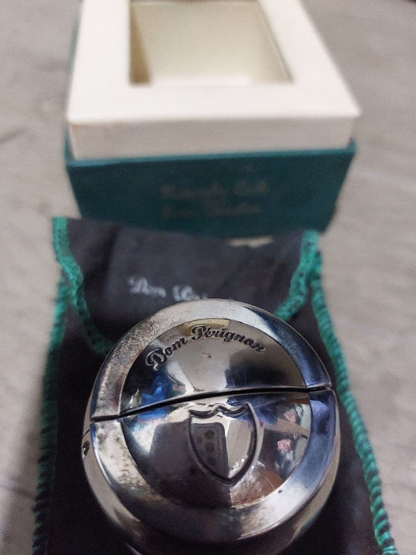 ドン・ペリニヨン　クリストフル ドン・ペリニヨン キープセイク コルクケース