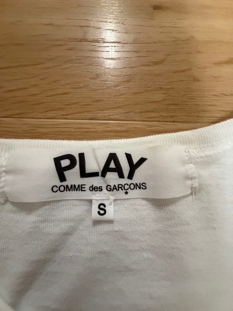 PLAY COMME des GARÇONS ハートTシャツ s