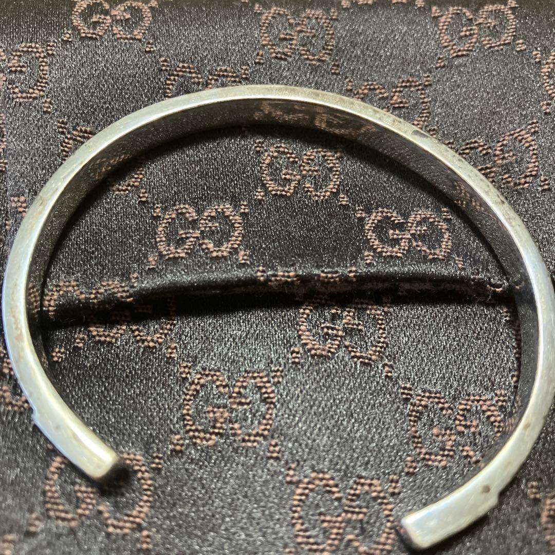 GUCCIバングル