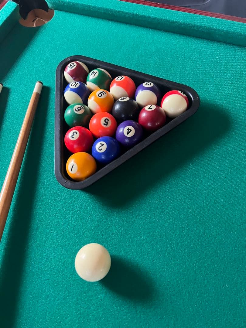 折りたたみ式ビリヤードテーブル