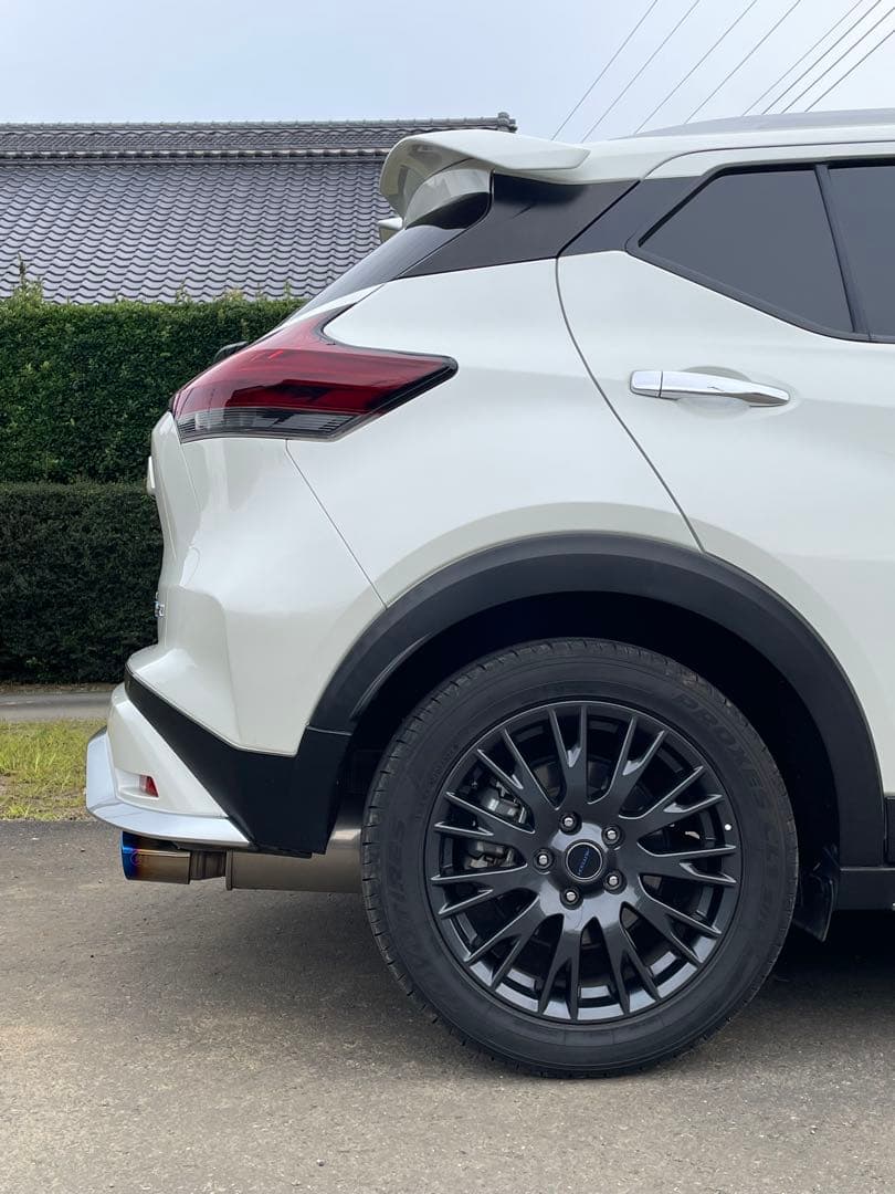 日産キックス　p15 e-POWER 柿本改　 Class KR 送料込み