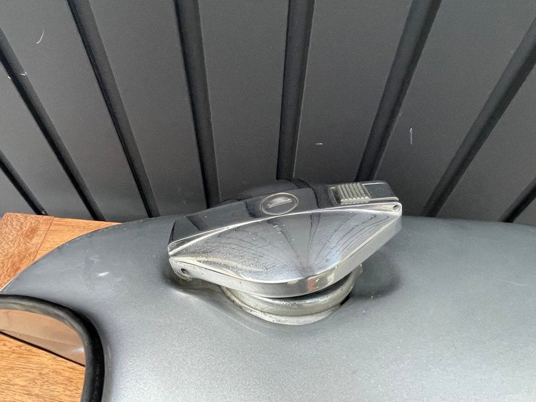 SR400 FRPタンク 汎用品 当時物？ デカタンク カフェ SR500 レア