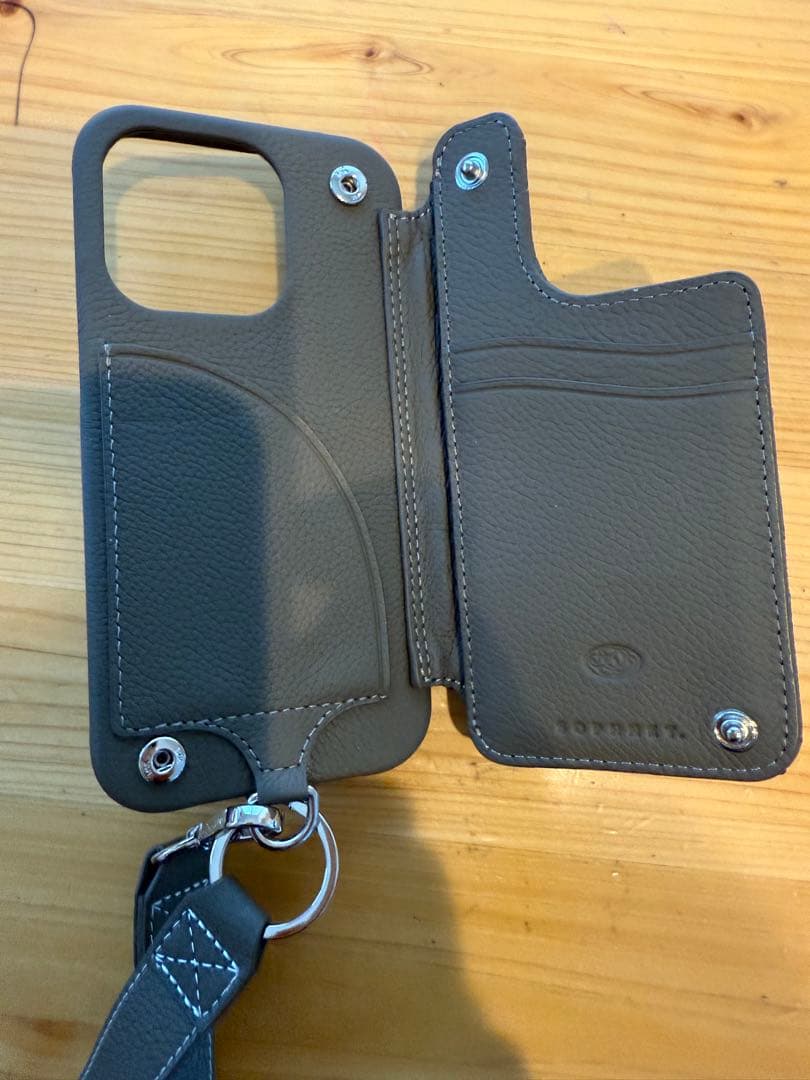 iPhone14pro DEMIUデミュウ × SOPH. コラボ 手帳型ケース