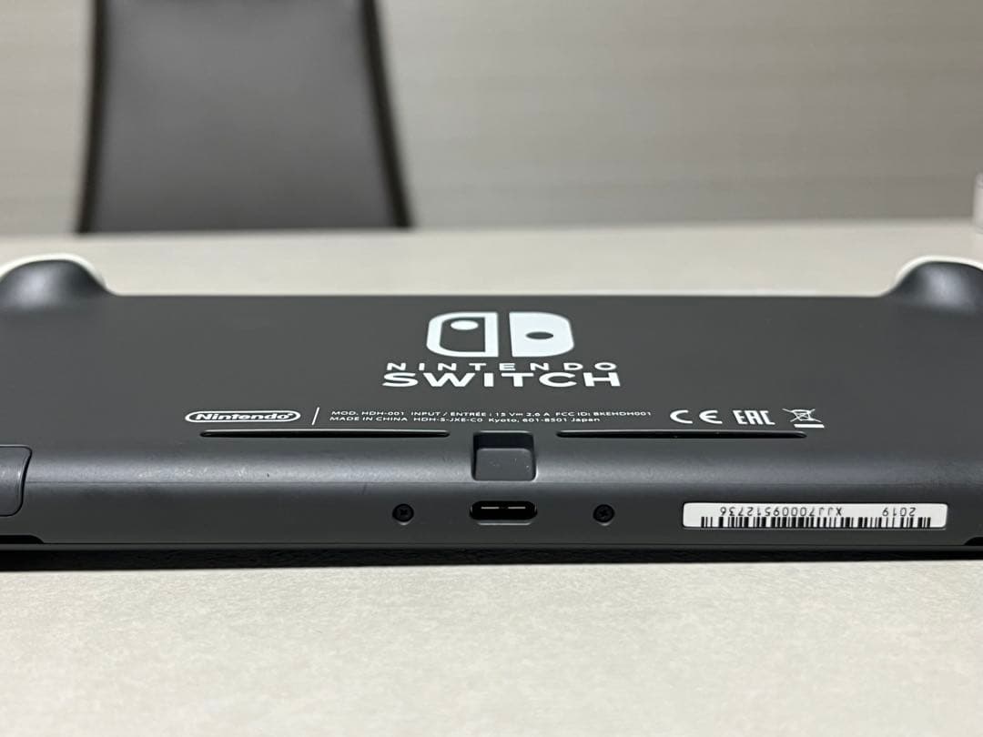Nintendo switch lite 本体 グレー