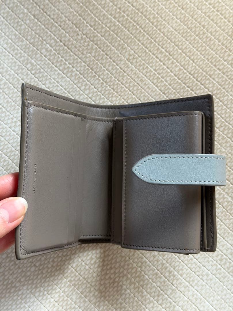 セリーヌ　二つ折り財布