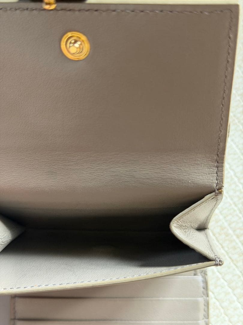 セリーヌ　二つ折り財布