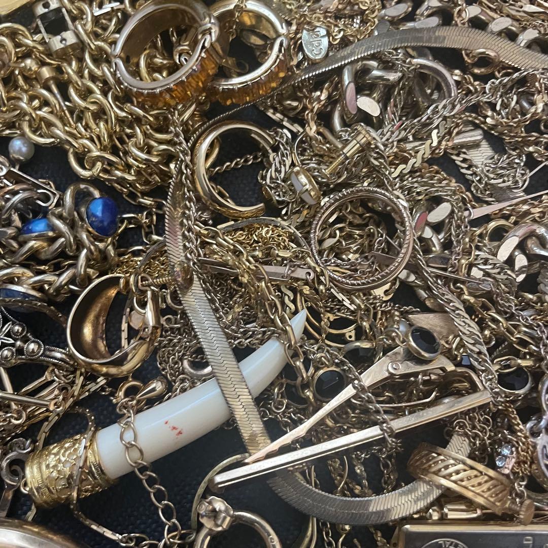 に*ん様 イミテーション アクセサリーまとめ売り ゴールドカラー 金色 総重量5