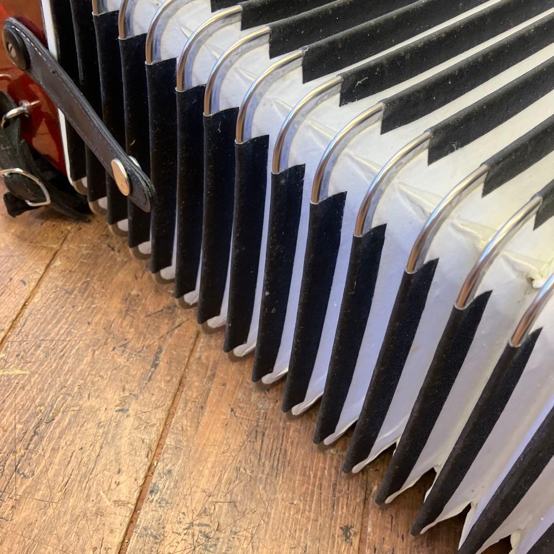 アコーディオン バイリ 30鍵盤 24ベース 鍵盤楽器 気鳴楽器 合奏 音楽