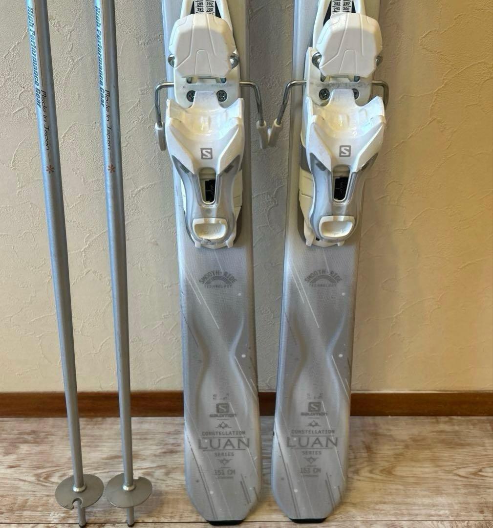 ◾️カービングスキーセット　スキー板151㎝　ブーツ24㎝　女性用　レディース用