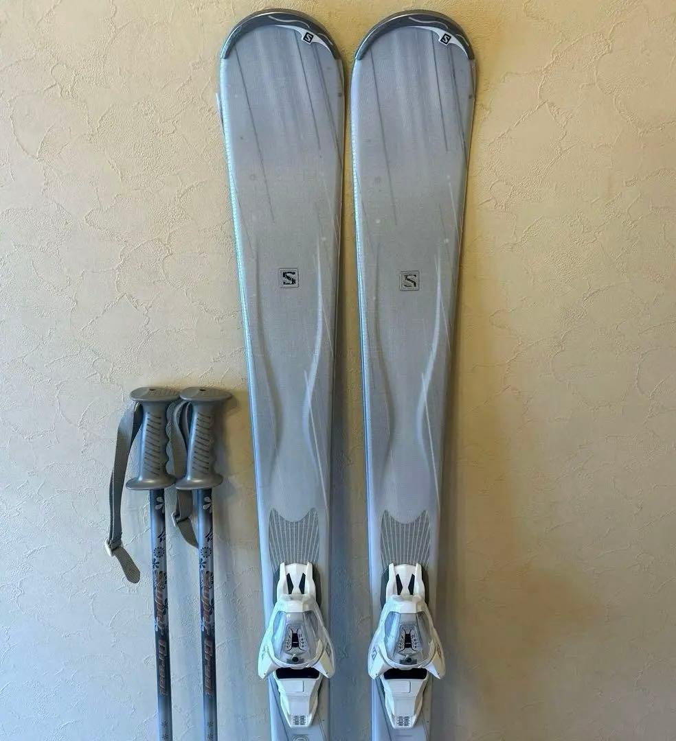 ◾️カービングスキーセット　スキー板151㎝　ブーツ24㎝　女性用　レディース用
