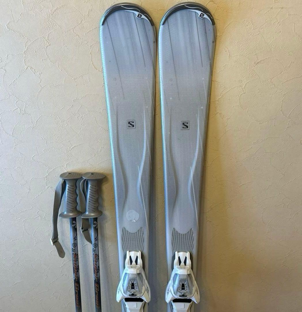 ◾️カービングスキーセット　スキー板151㎝　ブーツ24㎝　女性用　レディース用