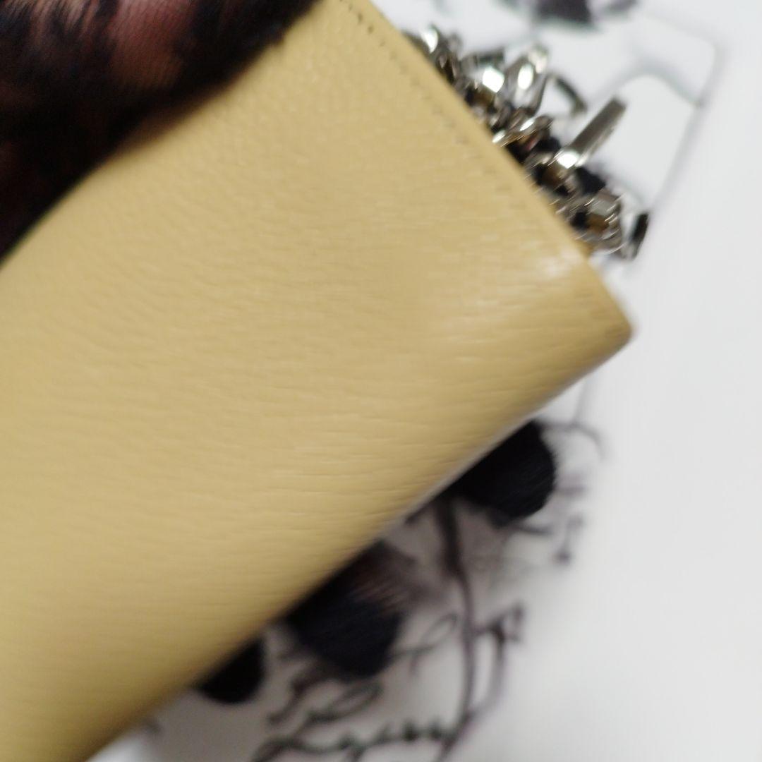 CHANEL イエローベージュ キャビアレザー キーケース
