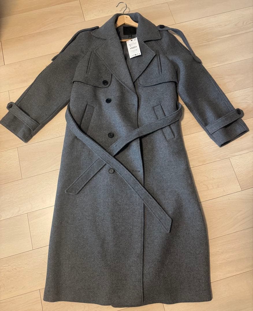 タグ付き　zara ダブルブレストコート
